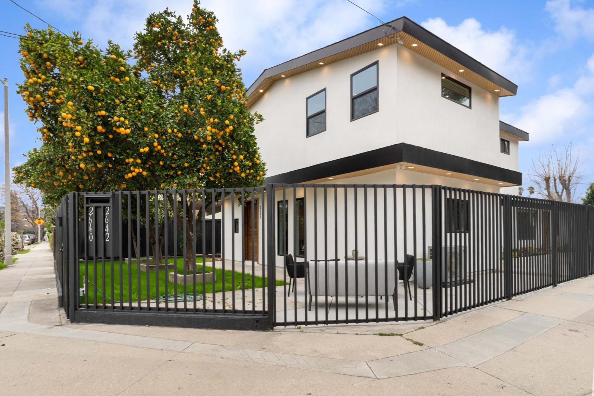 Luxury Living 3br House With Outdoor Space, Parking Hébergement de vacances *